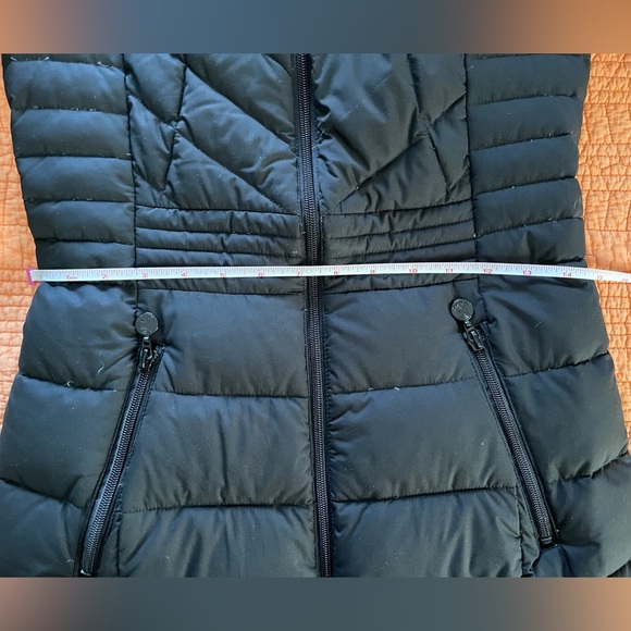 Black Bernardo Packable Down Long Coat - Picture 12 of 12